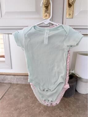 Gerber Baby Bodysuits Set of 3 - Mint, Floral, and Striped